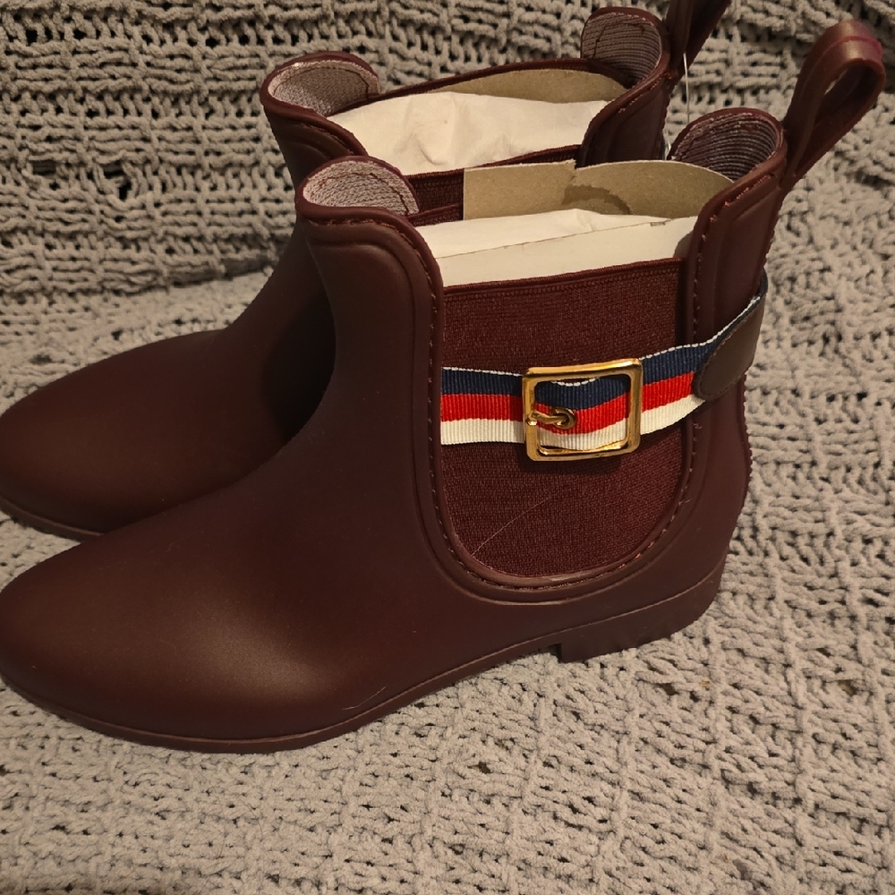 New Ferrera Couture by Henry Ferrera Womens‎ 7 Clarity Wine Rain Booties Boots